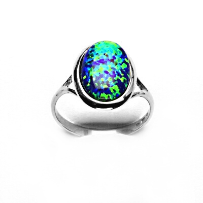 Zlatý prsten, syntetický zelený opál, bílé zlato - T 1454