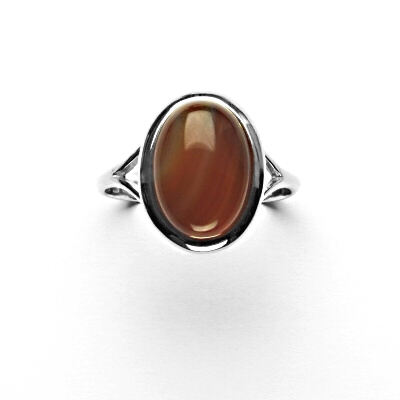 Zlatý prsten, přírodní světlý karneol, bílé zlato - T 1454 m