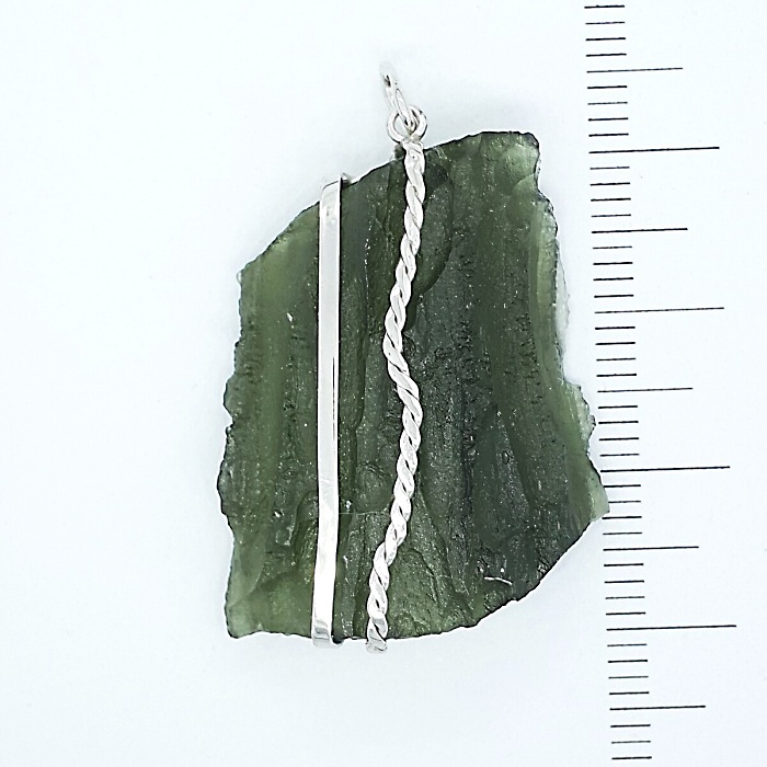 Přírodní vltavín ve stříbře , stříbrný přívěsek,  6,06 g
