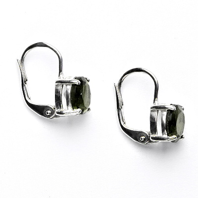 Zlaté náušnice, přírodní vltavín 8 mm , bílé i žluté zlato, NK 1357