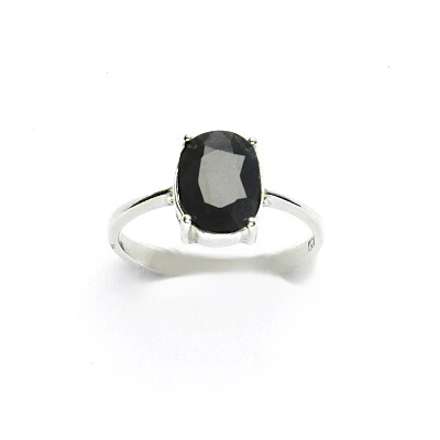 Zlatý prsten, bílé i žluté zlato, přírodní černý safír 10x8 mm - T 1242