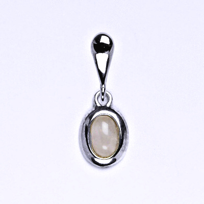 Zlatý přívěsek, bílé i žluté zlato , přírodní Růženín 6x4 - P 1353/22