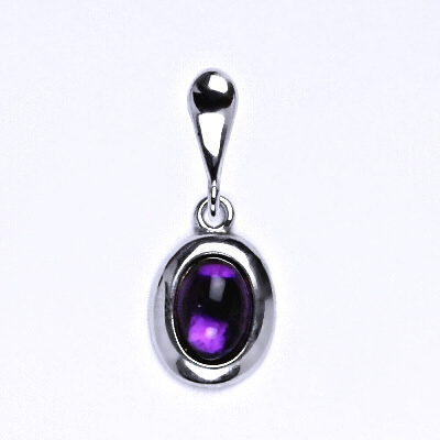 Stříbrný přívěsek přírodní kámen Ametyst tm. 7 x 5 mm, P 1354