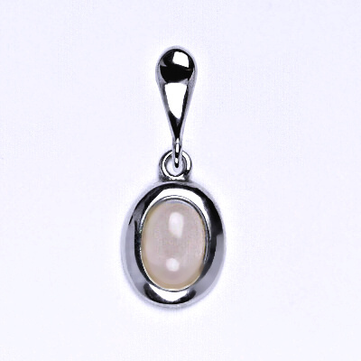 Stříbrný přívěsek přírodní kámen Růženín 7 x 5 mm, P 1354