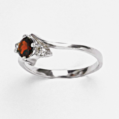 Zlatý prsten přírodní Granát 5 mm , bílé i žluté zlato - T 1164