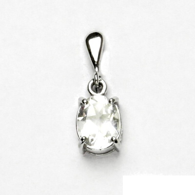 Zlatý přívěsek, bílé i žluté zlato, přírodní křišťál 9x7 mm, P 1244/22