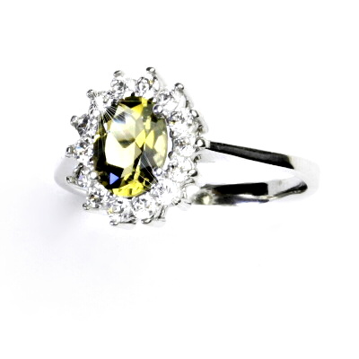 Zlatý prsten Kate, žluté i bílé zlato, přírodní olivový křemen a čiré zirkony - T 1507