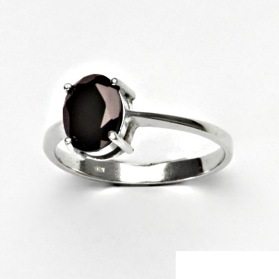 Zlatý prsten, přírodní černý spinel - pleonast, bílé i žluté zlato - T 1244 
