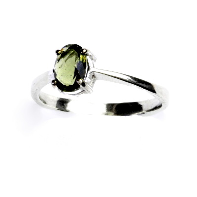 Zlatý prsten, bílé i žluté zlato, přírodní vltavín 7x5 mm - T 1246