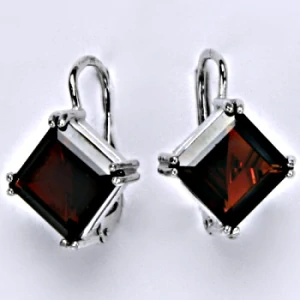 Stříbrné náušnice, přírodní granát - NK 1260