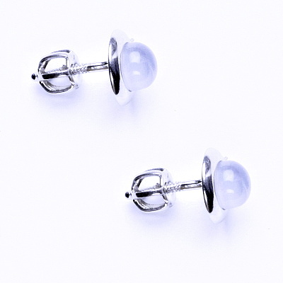 Stříbrné náušnice na šroubek, přírodní chalcedon 5 mm, NŠ 1470