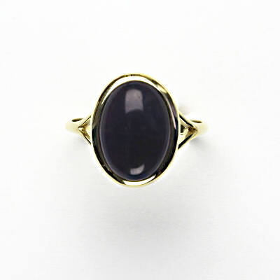 Zlatý prsten, přírodní tmavý ametyst, žluté zlato - T 1454 m