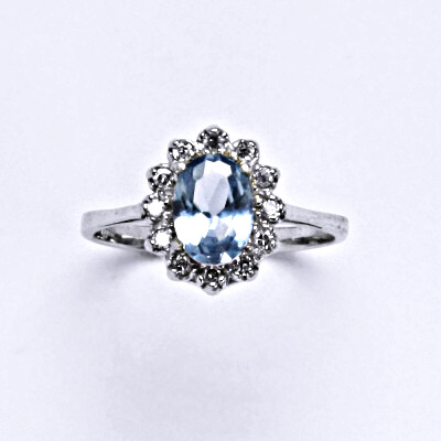 Zlatý prsten Kate, bílé i žluté zlato , zirkon akvamarin 7x5 mm - VR 247