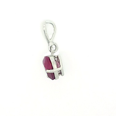 Stříbrný přívěsek srdce, přírodní rubín 7x7 mm , přívěšek ze stříbra, P 1530/22