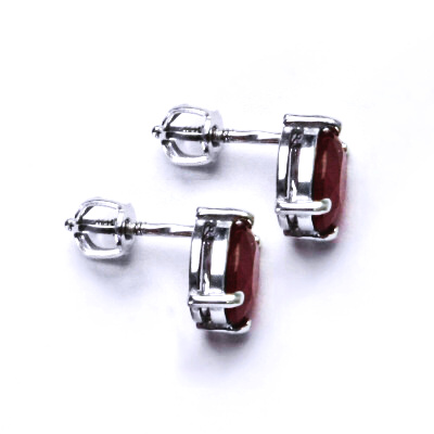 Zlaté náušnice,přírodní rubín 8x6 mm, bílé i žluté zlato - NŠ 1245 