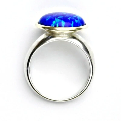 Stříbrný prsten , tmavě modrý syntetický opál - T 1372 