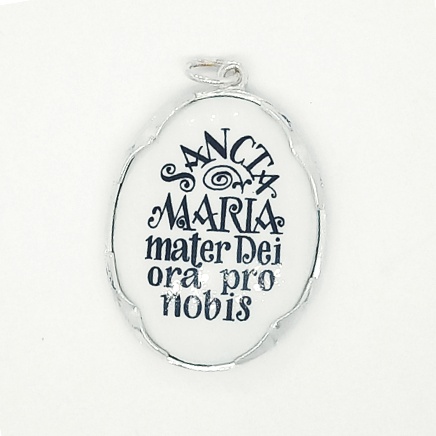 Stříbrný přívěšek Madonka, porcelánová Madonka - P 158  M17