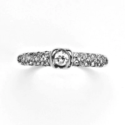 Zlatý prsten s brilianty (diamanty), bílé zlato 14 kt, váha 2,0 g VLZDR334