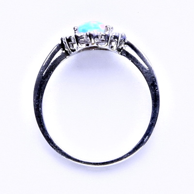 Stříbrný prsten, světle modrý syntetický opál, čiré zirkony, T 1495