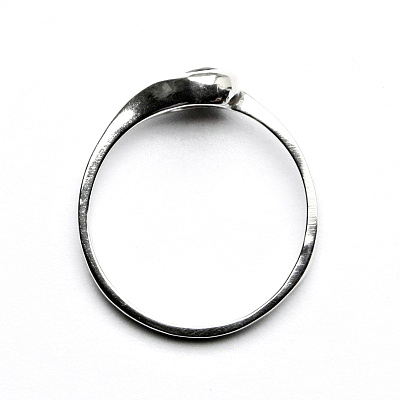 Stříbrný prsten, přírodní granát, VR 5