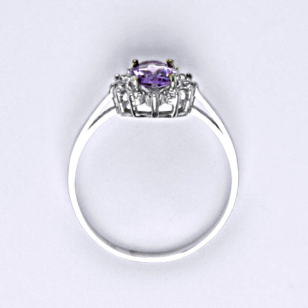 Zlatý prsten Kate , bílé i žluté zlato ,přírodní ametyst sv. 7x5 mm - VR 247