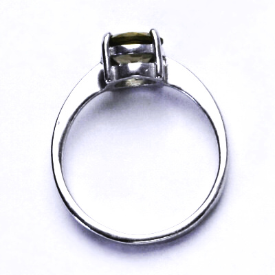 Zlatý prsten, bílé i žluté zlato, přírodní olivový křemen 8 mm - T 1357