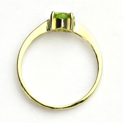 Zlatý prsten , žluté i bílé zlato, přírodní kámen olivín - T 1362