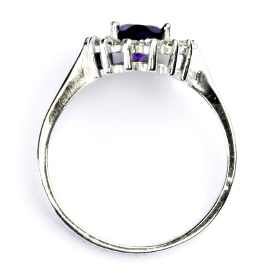 Stříbrný prsten Kate, přírodní černý spinel - pleonast, čiré zirkony, T 1507