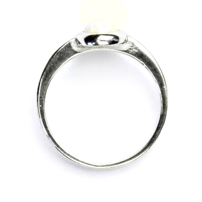 Stříbrný prsten, syntetický bílý opál - T 1354