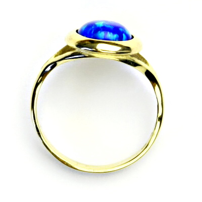 Zlatý prsten, žluté zlato, tmavě modrý syntetický opál - T 1453 