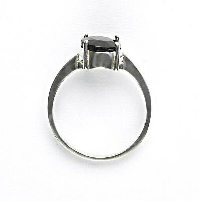 Zlatý prsten, bílé i žluté zlato, přírodní černý safír 10x8 mm - T 1242