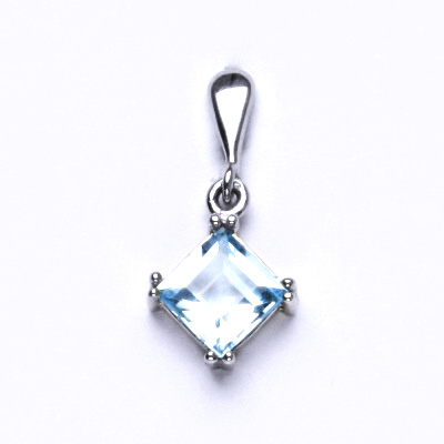 Stříbrný přívěsek, přírodní topaz sky, přívěšek ze stříbra, P 1258/22 