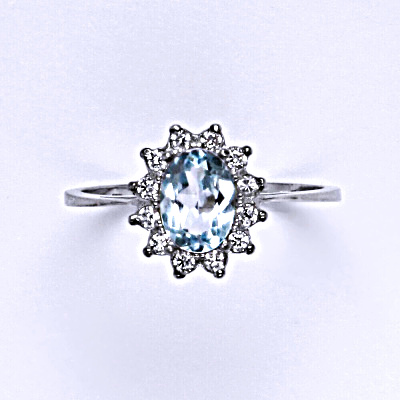 Stříbrný prsten Kate, přírodní topaz sky, čiré zirkony, T 1480