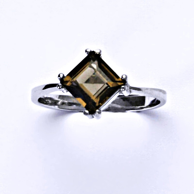 Zlatý prsten, přírodní záhněda, bílé i žluté zlato T 1258