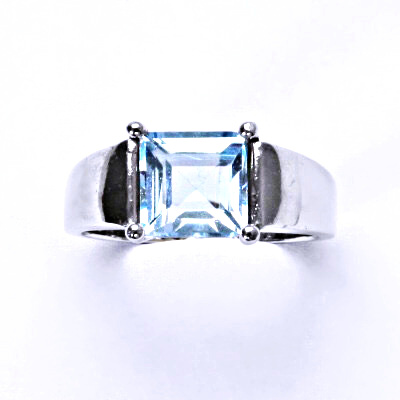 Stříbrný prsten, přírodní topaz sky 8x8 mm, prstýnek s topazem, T 1272
