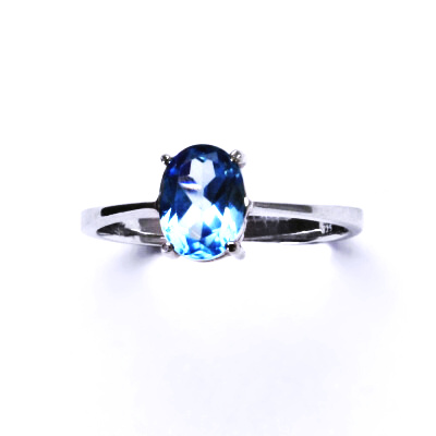 Zlatý prsten, přírodní topaz swiss, bílé i žluté zlato - T 1245