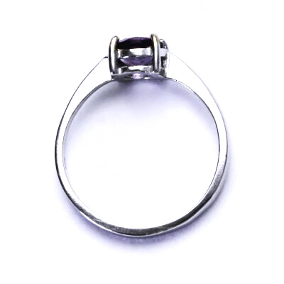 Zlatý prsten, přírodní ametyst tmavý 6 mm, bílé i žluté zlato - T 1250 