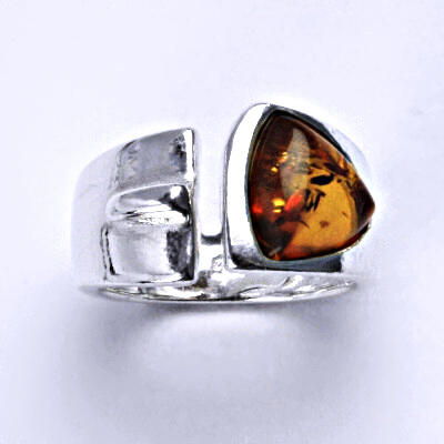 Stříbrný prsten s přírodním jantarem, prsten ze stříbra, jantar, 5,34 g