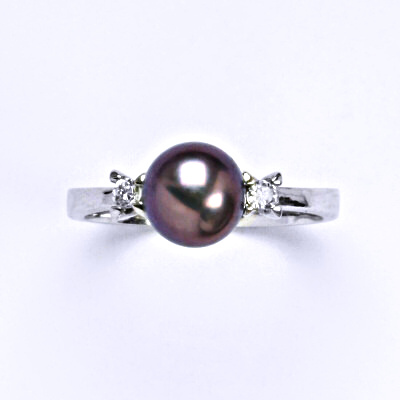 Stříbrný prsten, přírodní perla černá (do fialova 8) mm, T 1207