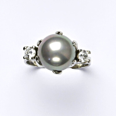 Stříbrný prsten, stříbrná perla se skutečným perleť. leskem, T 1190