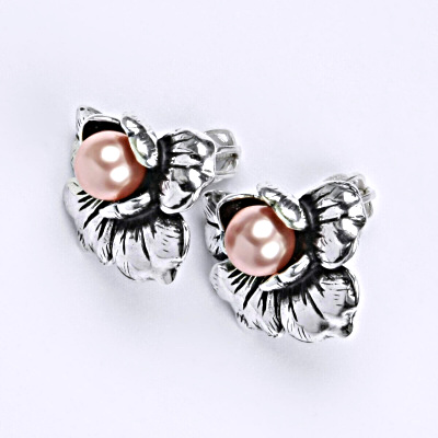 Stříbrné náušnice s umělou růžovou perlou 6 mm, NŠ 1010