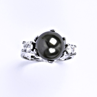 Stříbrný prsten se Swarovski perlou dark grey, T 1190