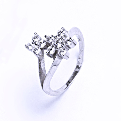 Prsten stříbrný se zirkonem, kytka VR 311