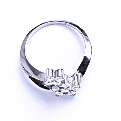 Prsten stříbrný se zirkonem, kytka VR 311