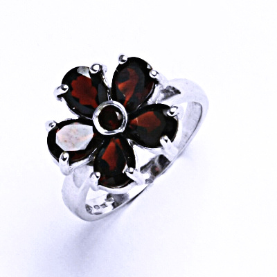 Stříbrný prsten s granátem, prsten ze stříbra VR 236