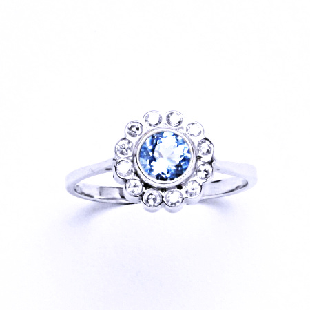 Stříbrný prsten se syntetickým akvamarínem VR 179