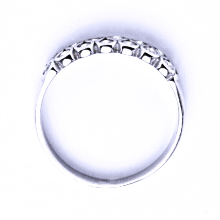 Stříbrný prsten se syntetickým zirkonem VR 83