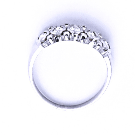 Stříbrný prsten se syntetickým zirkonem VR160