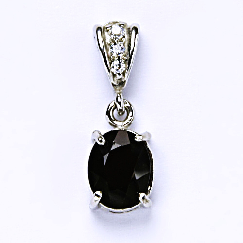 Stříbrný přívěšek, přírodní granát, šperky s granáty, přívěsek ze stříbra, P 1244/2 