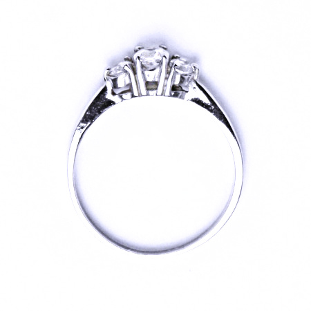 Stříbrný prsten se syntetickým zirkonem VR 330